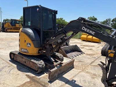 John Deere 30G Mini Excavator