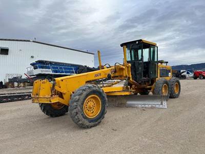 John Deere 670 Motor Grader