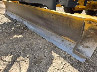 John Deere 672G Motor Grader