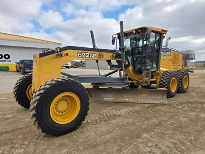 John Deere 672GP Motor Grader