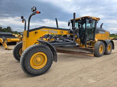 John Deere 770G Motor Grader