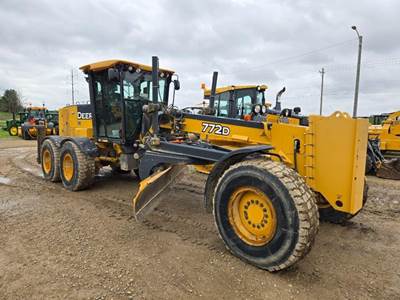 John Deere 772D Motor Grader
