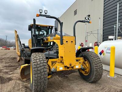 John Deere 772G Motor Grader