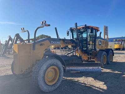 John Deere 772G Motor Grader