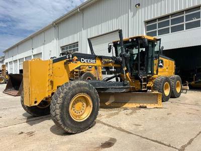John Deere 772G Motor Grader