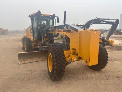 John Deere 772G Motor Grader