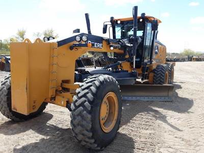 John Deere 772G Motor Grader