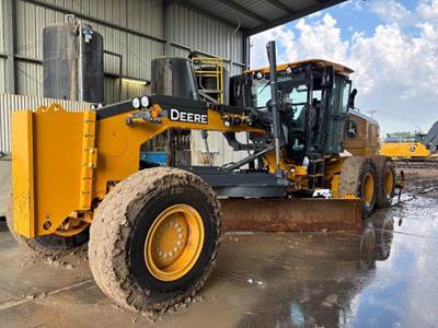 John Deere 772G Motor Grader