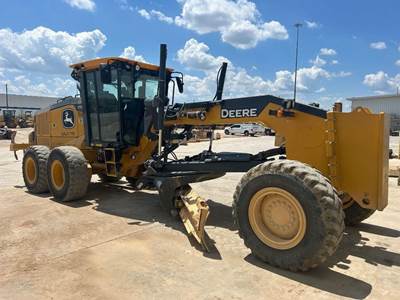John Deere 772G Motor Grader