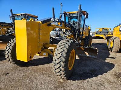 John Deere 772G Motor Grader