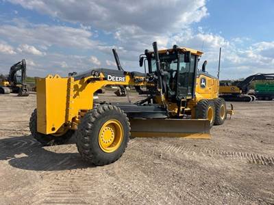 John Deere 772G Motor Grader