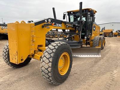 John Deere 772G Motor Grader