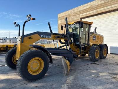 John Deere 772G Motor Grader