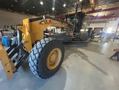 John Deere 772G Motor Grader