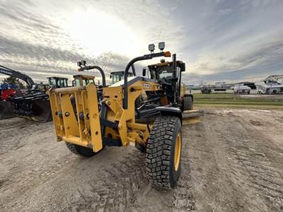 John Deere 772G Motor Grader