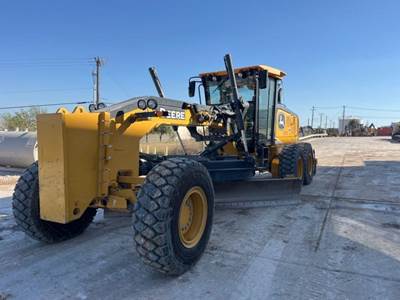John Deere 772G Motor Grader