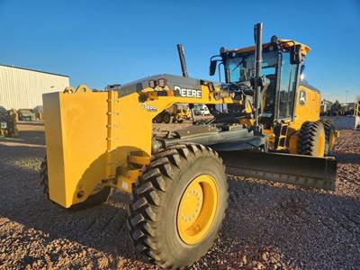 John Deere 772G Motor Grader