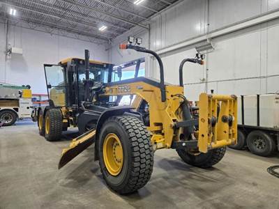 John Deere 772G Motor Grader