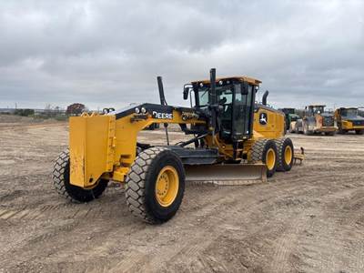 John Deere 772G Motor Grader