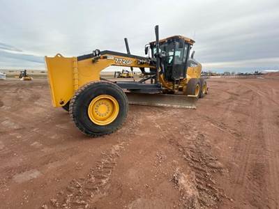 John Deere 772G Motor Grader