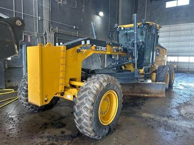 John Deere 772G Motor Grader