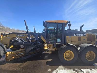 John Deere 772G Motor Grader