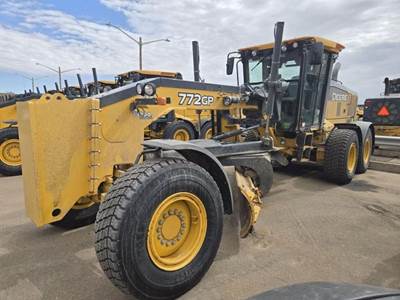 John Deere 772G Motor Grader