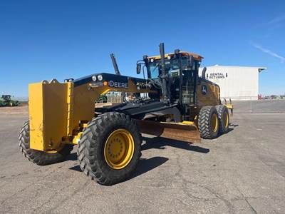 John Deere 772G Motor Grader