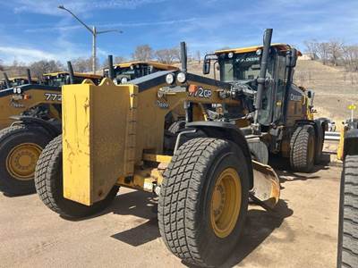John Deere 772G Motor Grader