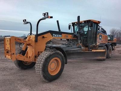 John Deere 772G Motor Grader