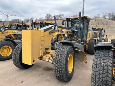 John Deere 772G Motor Grader