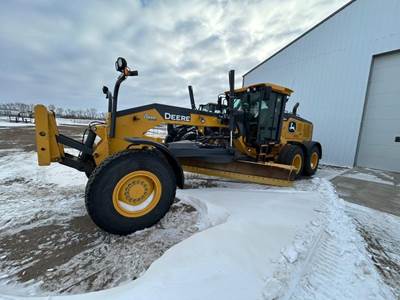 John Deere 772G Motor Grader