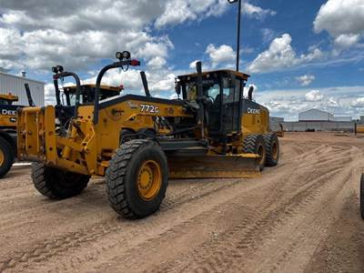 John Deere 772G Motor Grader