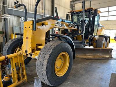 John Deere 772G Motor Grader