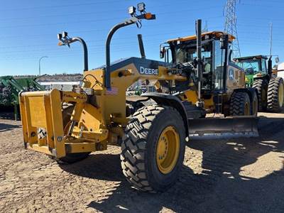 John Deere 772G Motor Grader