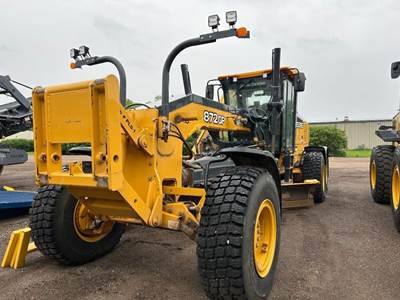 John Deere 872G Motor Grader