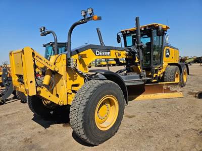 John Deere 872G Motor Grader