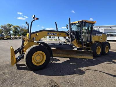 John Deere 872G Motor Grader