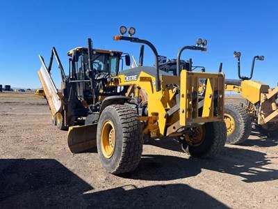 John Deere 872G Motor Grader