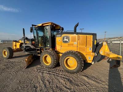 John Deere 872G Motor Grader