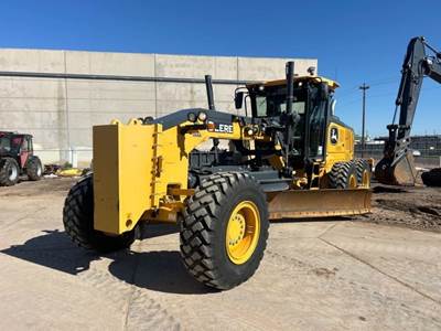 John Deere 872G Motor Grader