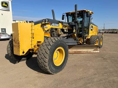 John Deere 872G Motor Grader