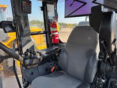 John Deere 872G Motor Grader