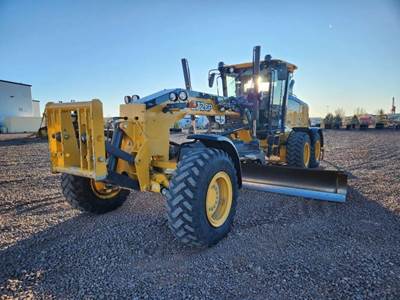 John Deere 872G Motor Grader