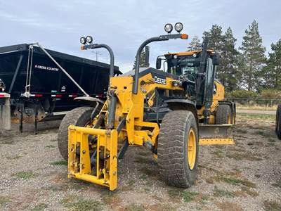 John Deere 872G Motor Grader