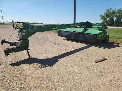 John Deere 956 Pull-Type Mower Conditioner/Windrower