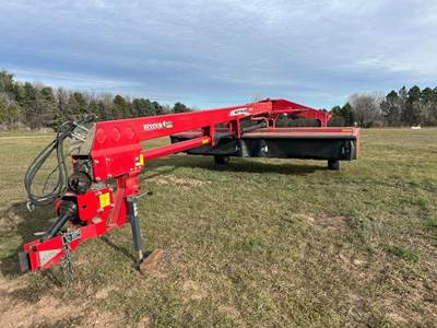 Massey Ferguson 1316S Pull-Type Mower Conditioner/Windrower