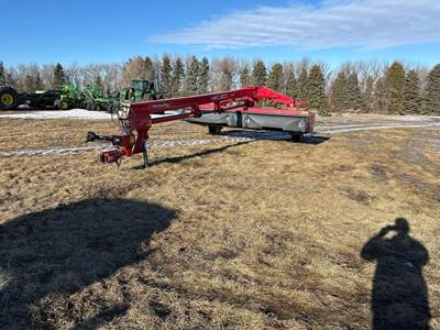 Massey Ferguson 1316S Pull-Type Mower Conditioner/Windrower