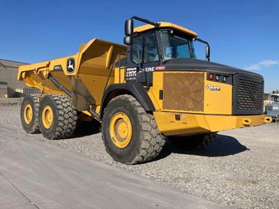 John Deere 410E II Off-Highway Truck