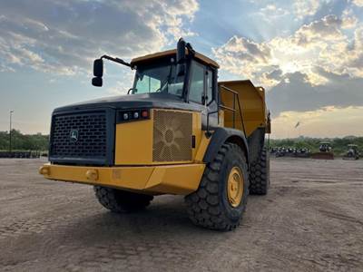 John Deere 410E II Off-Highway Truck